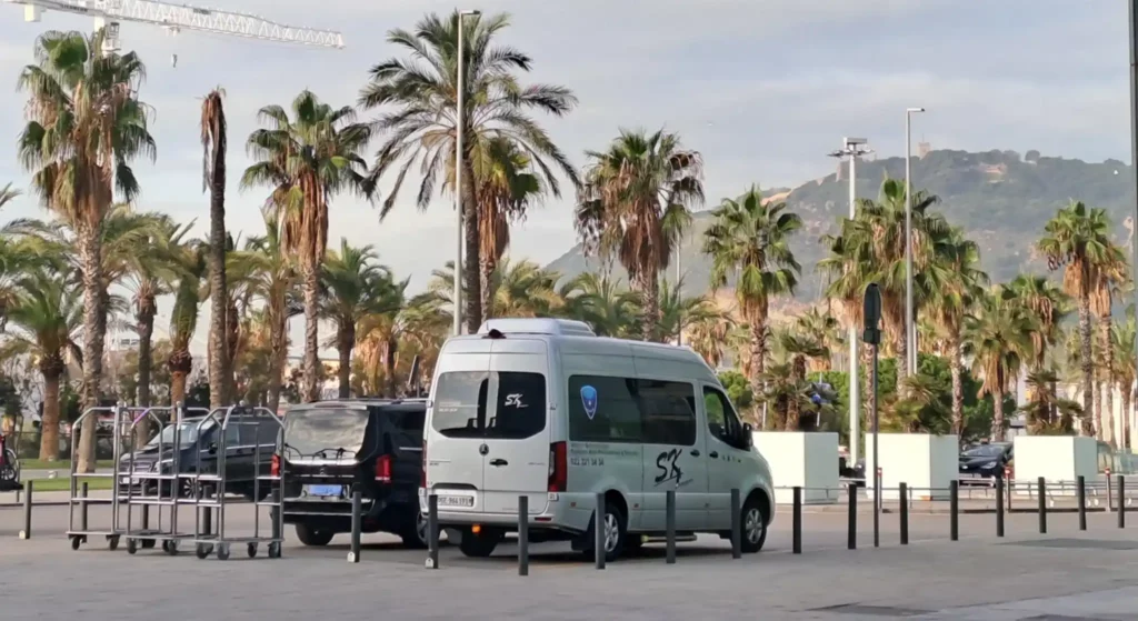 flotte de véhicules transport mobilité réduite à genève (1)